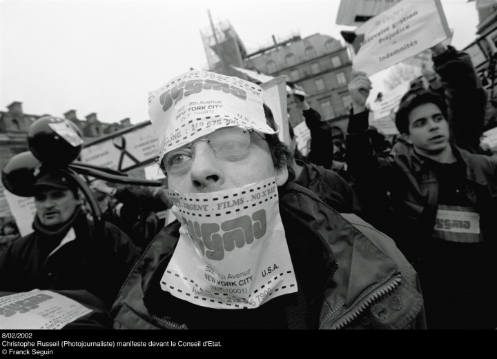 Paris 8 février 2002 Manifestation des photographes devant le Conseil d'Etat (c) Franck Seguin